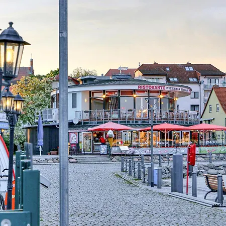 アパート Mueritz ヴァーレン